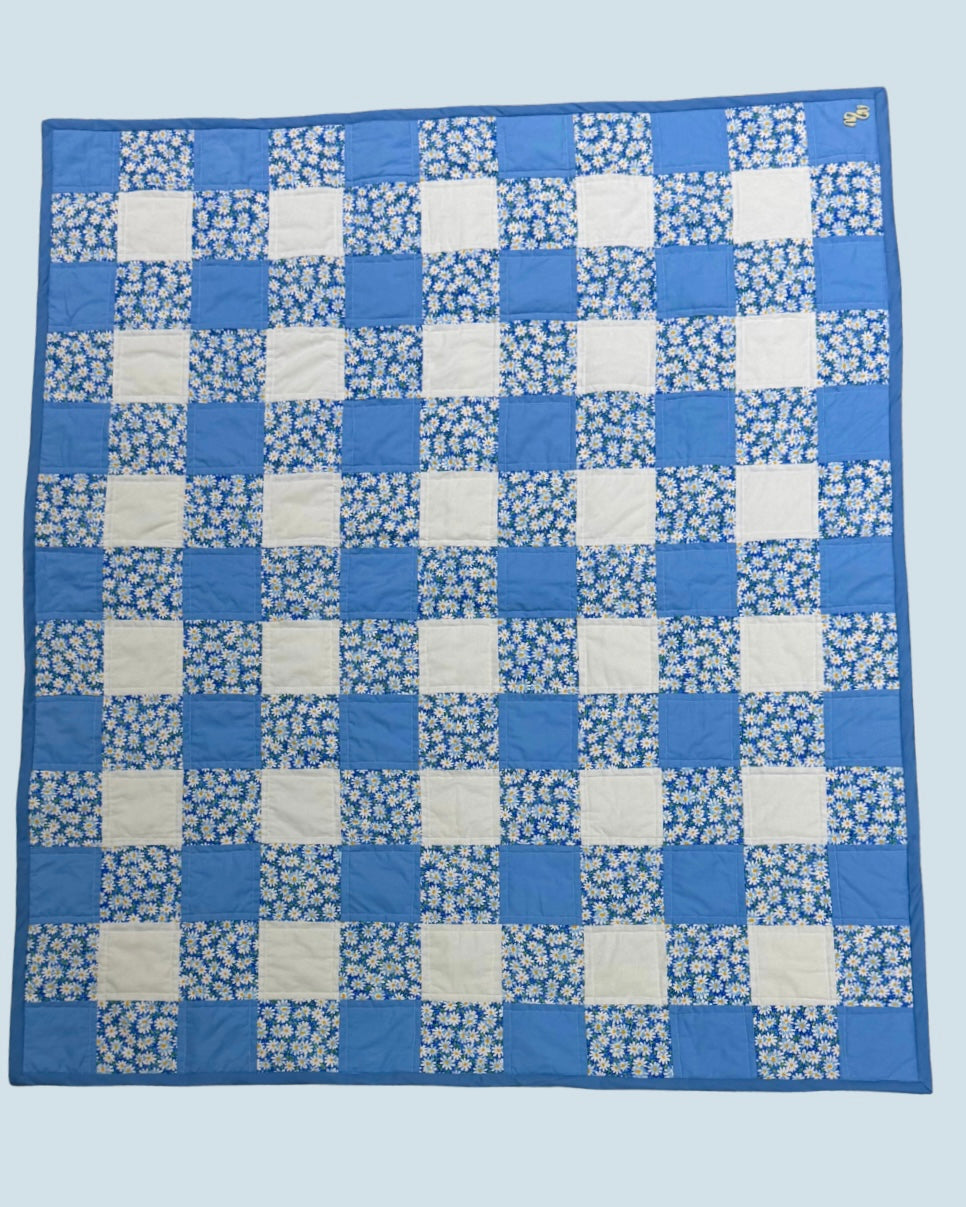 Daisy Gingham Quilt