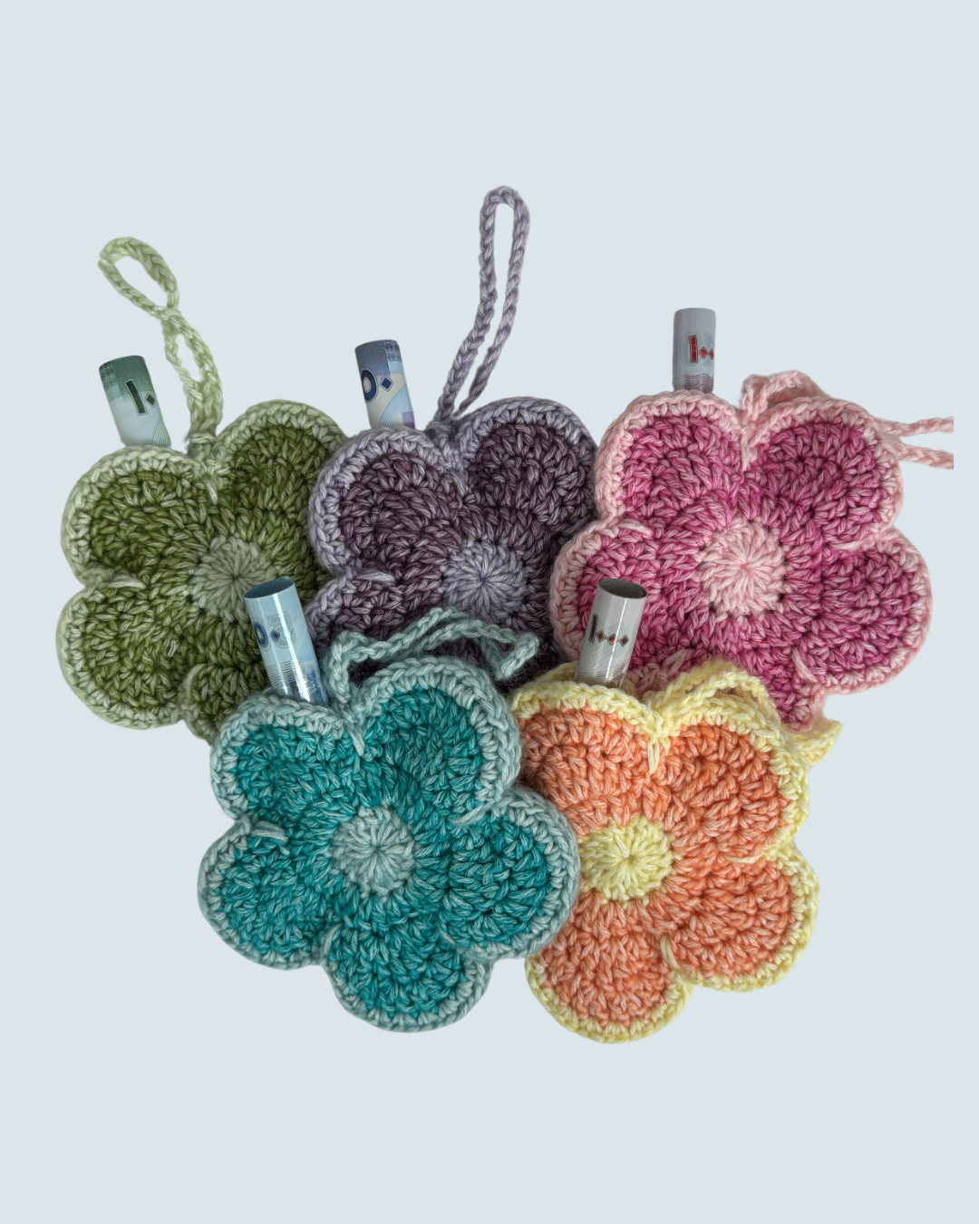 Daisy Crochet Charm – Set of 5 🌼