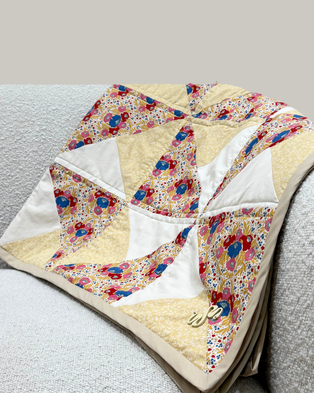 Spinning Petals Quilt
